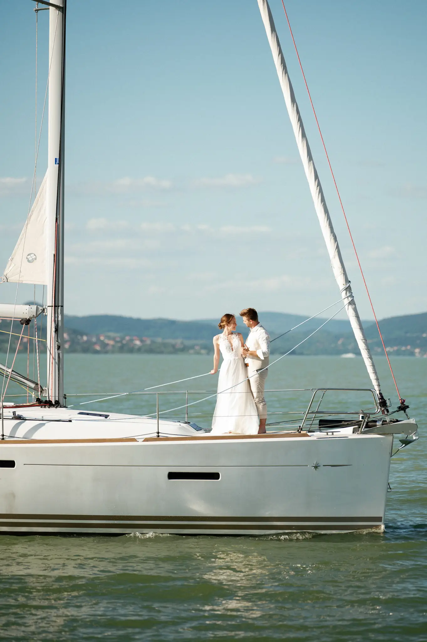 Lake Balaton Fine Art wedding photographer, Balatonfenyves, Balatonboglár, Fonyód, Balatonvilágos esküvői fotós