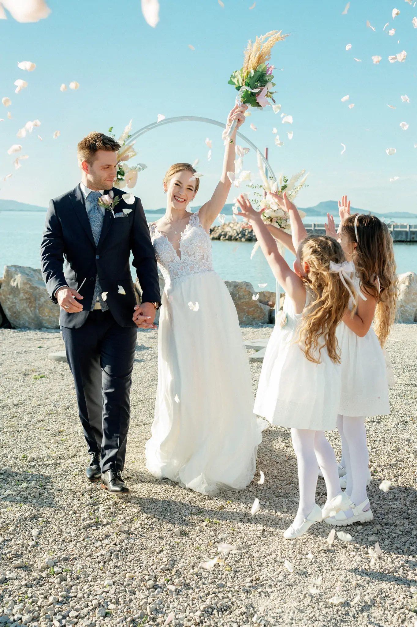 Balatoni álomesküvő Balatonfenyvesen - Kristoban photography, Lake Balaton Wedding Photography